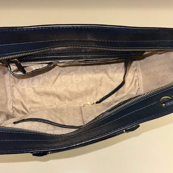 🔥🔥🔥 Michael Kors Large Selma Satchel Handbag - Picture 10 of 16